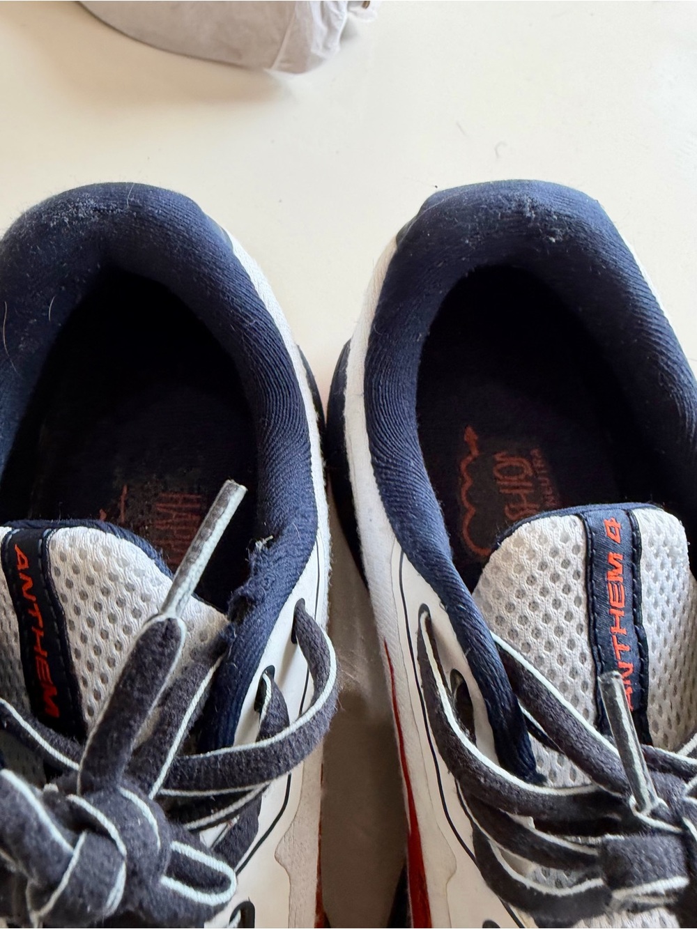 Brooks Men's Light Grey & Orange Lightweight Running Shoes - Picture 5 of 16